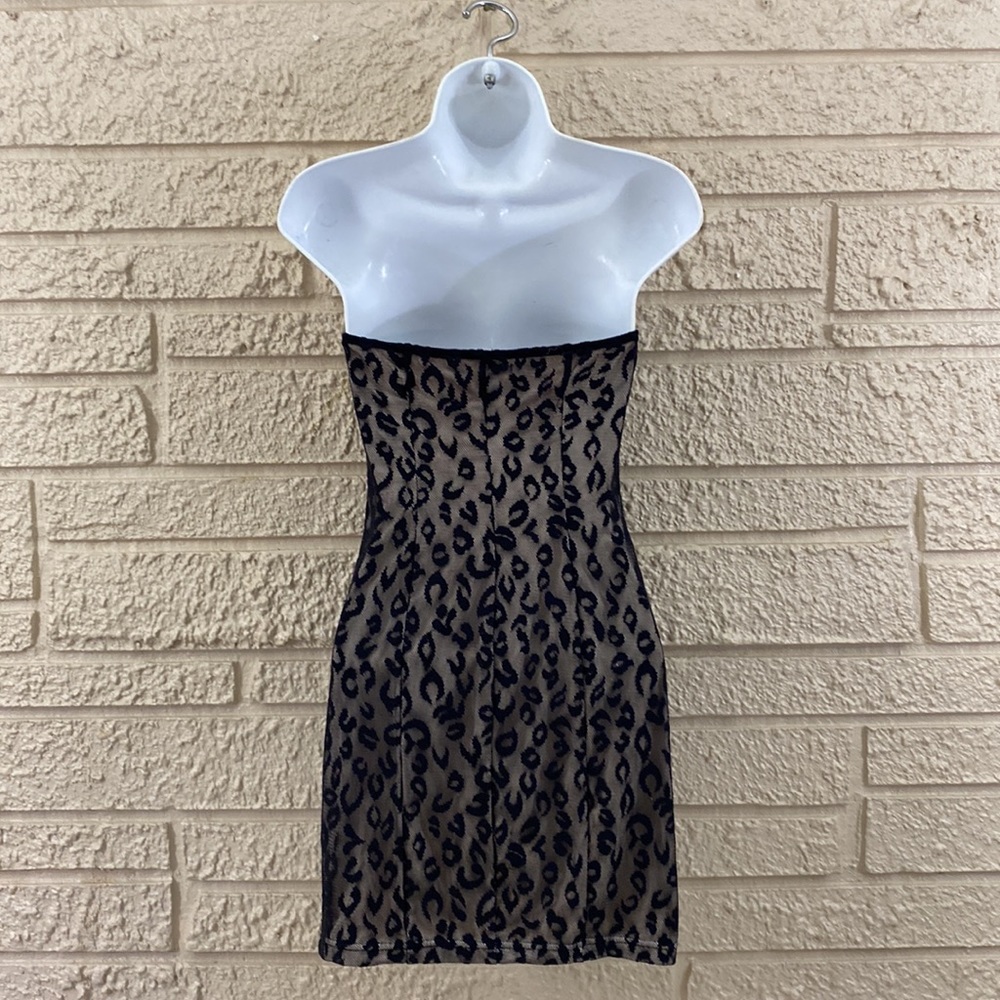 🌹Forever 21 Animal Print Design Stretch Lace Ruched Front Dress - Picture 2 of 8